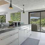 Luxurious In With Pool Tatil Evi