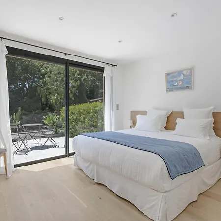 Tatil Evi Luxurious In With Pool Antibes